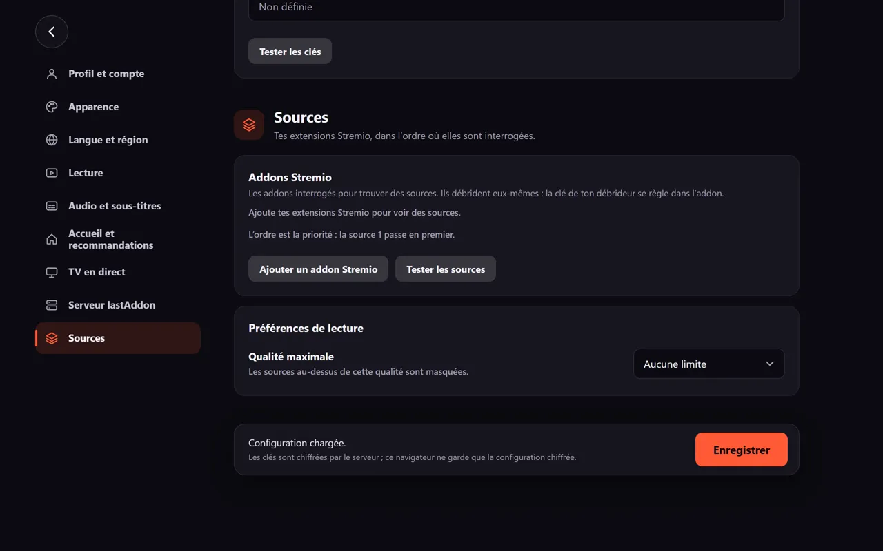 Réglages, section «&nbsp;Sources&nbsp;»&nbsp;: la carte «&nbsp;Addons Stremio&nbsp;» s'affiche sous les champs de clés API.